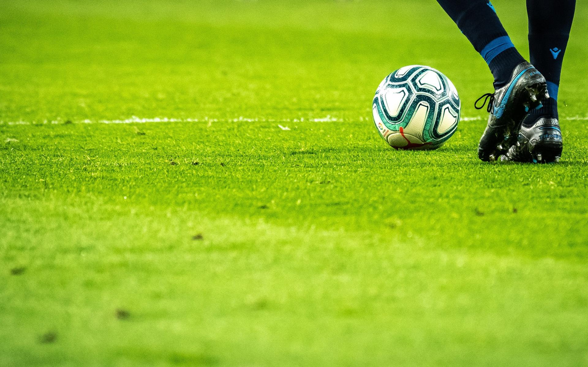 Fussball spielen