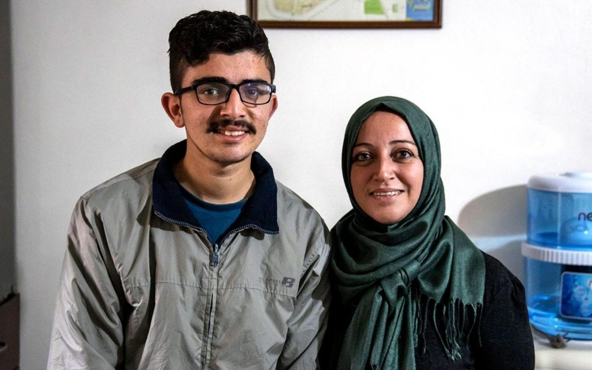 Nisreen mit ihrem Sohn Bashar