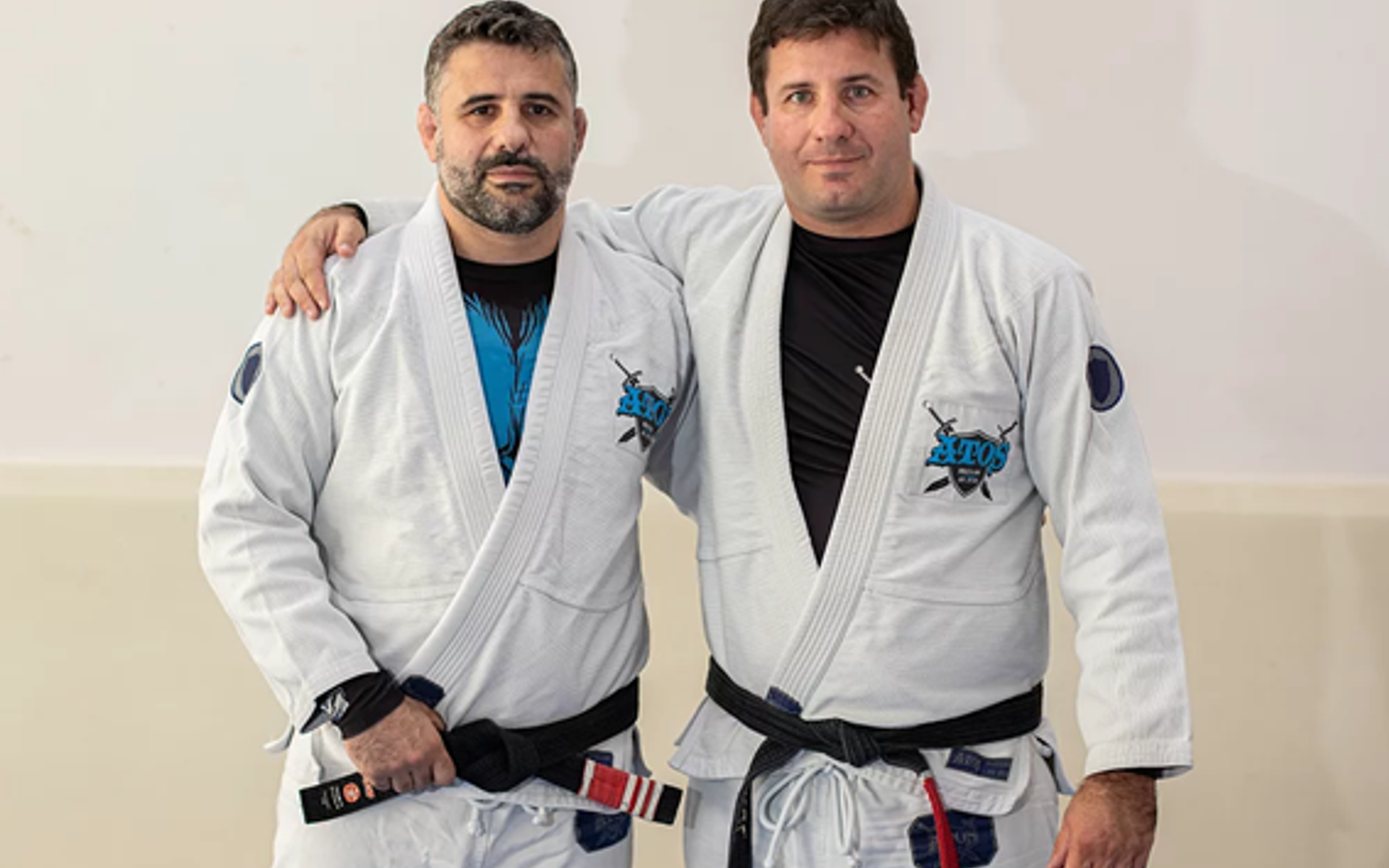 Fabio Schucman (links) mit Jiu-Jitsu-Lehrer Ilan Schucman