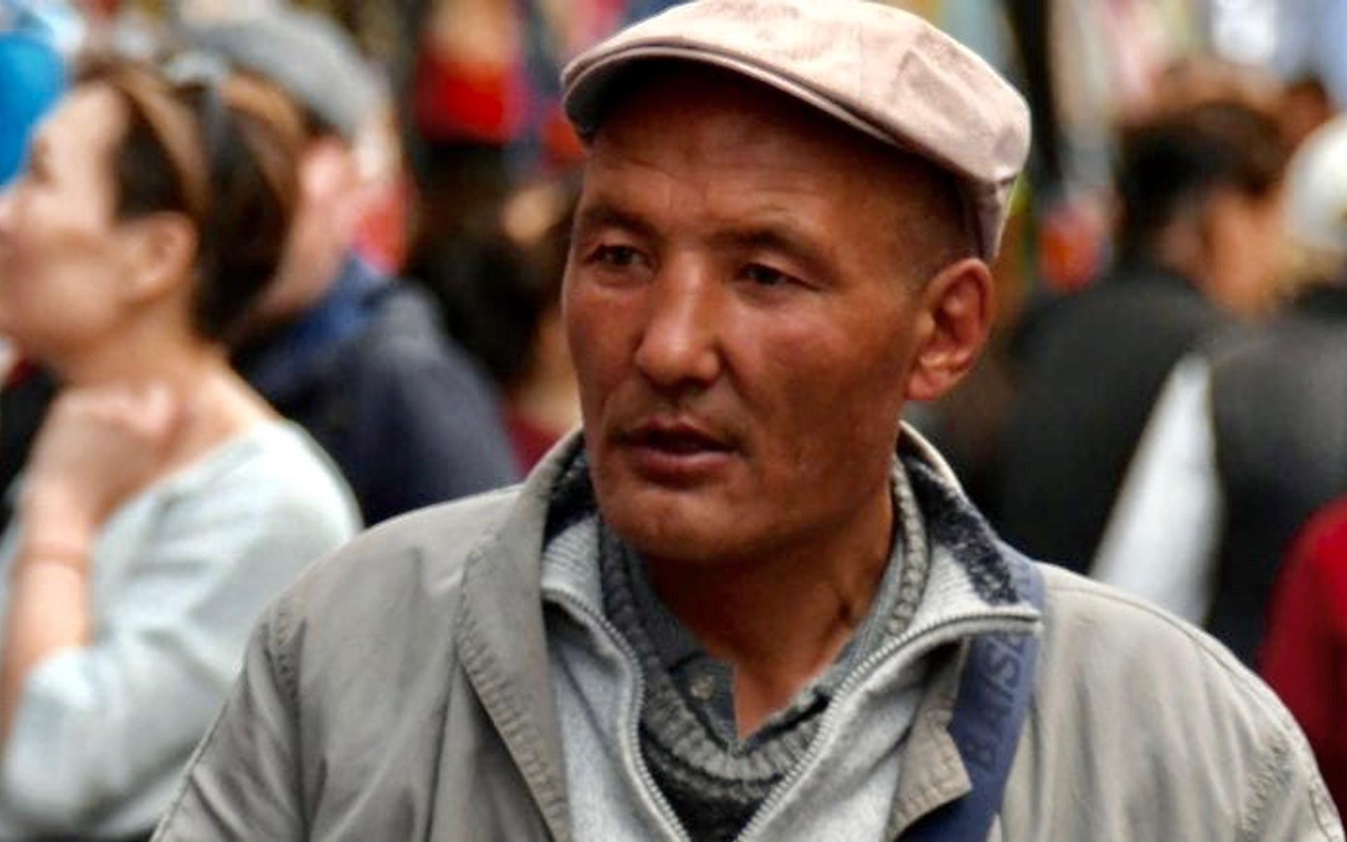 Mann in Kasachstan