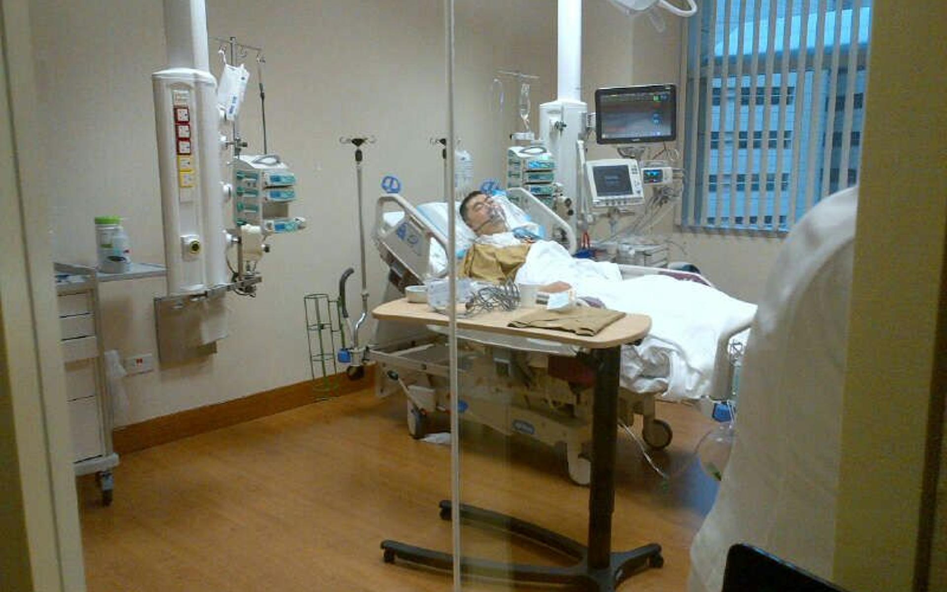 Jason Ong im Krankenhaus