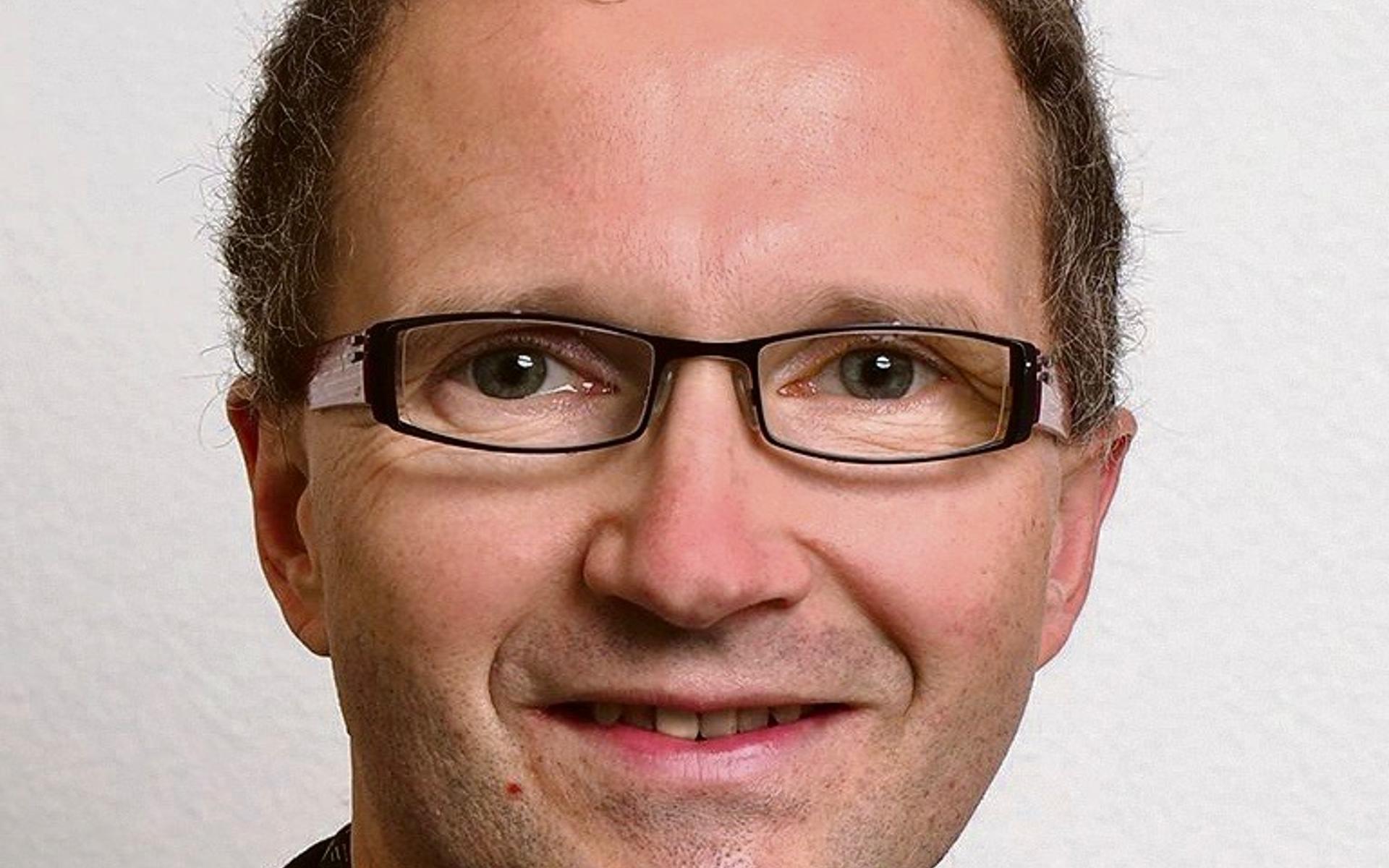 Dr. Andreas Loos