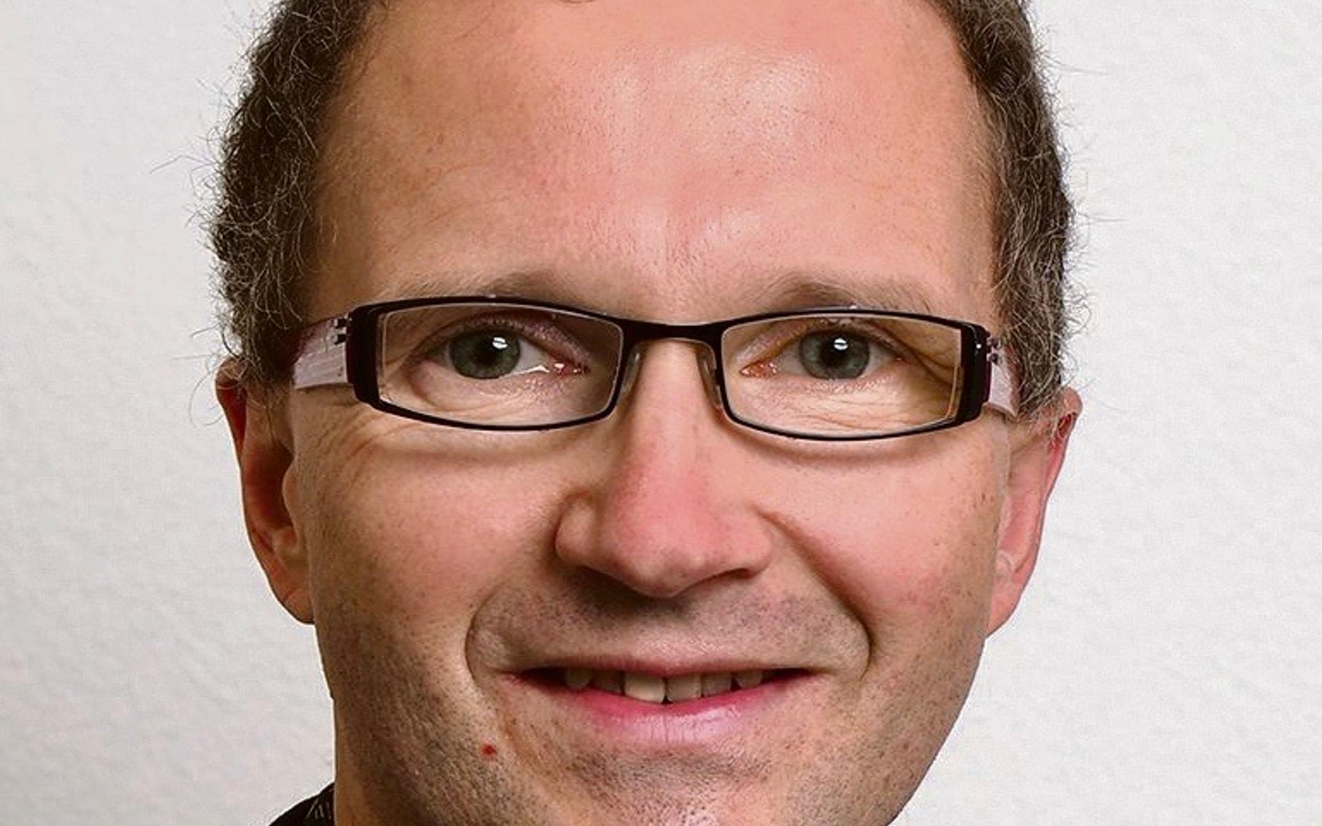Dr. Andreas Loos