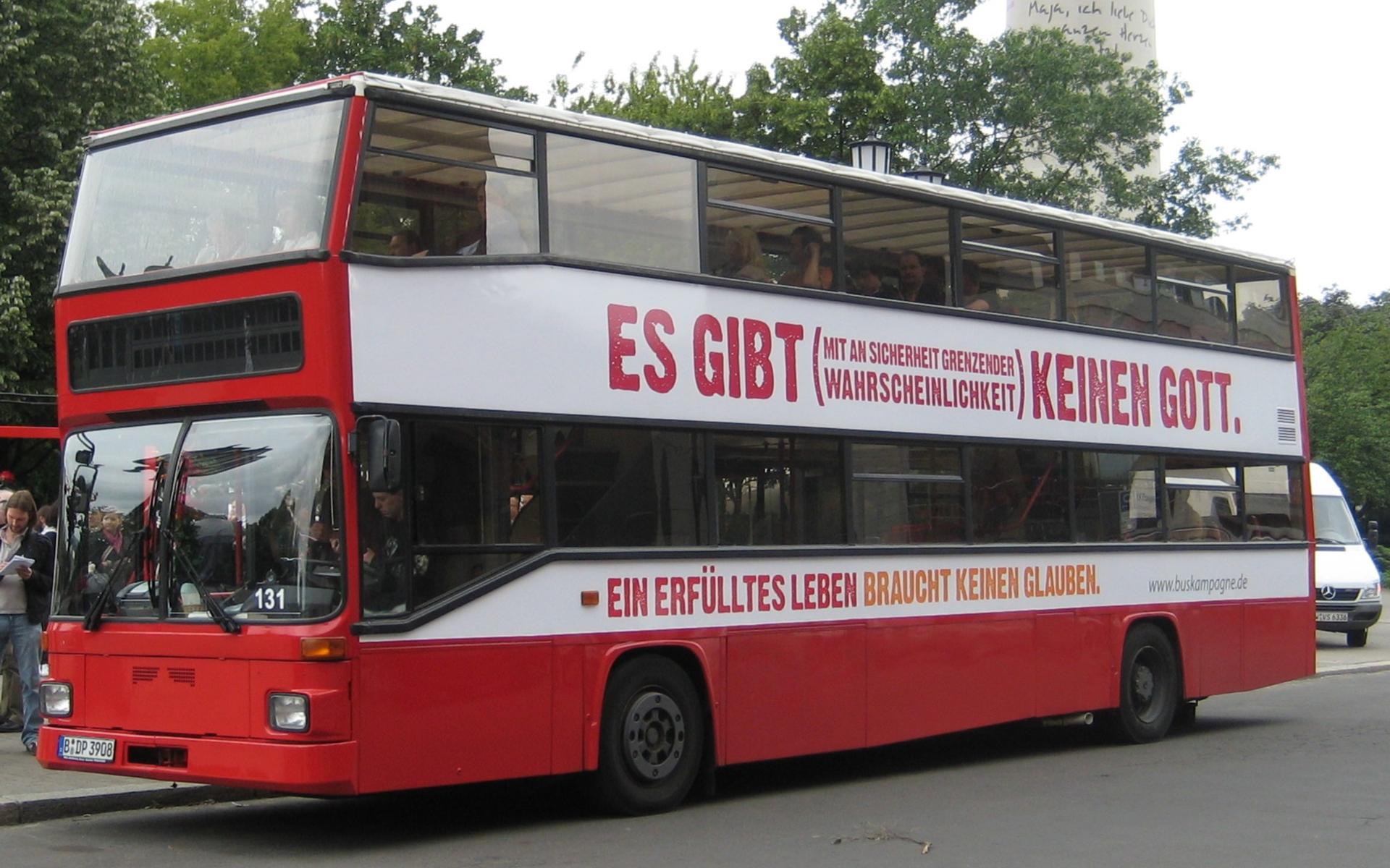 Start der Bustour am 30. Mai 2009 in Berlin