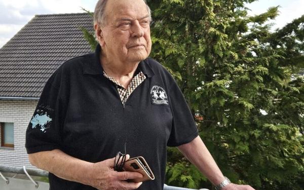  Günther Klempnauer blickt mit 90 Jahren auf ein Leben mit zahlreichen tiefen Begegnungen zurück 