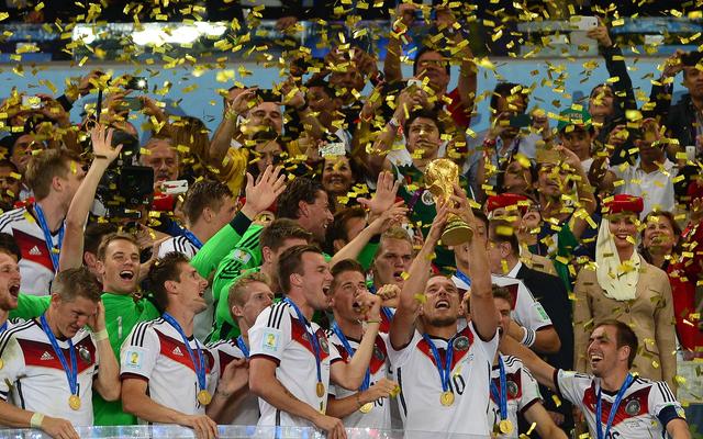 Das deutsche Team jubelt über den WM-Sieg 2014.