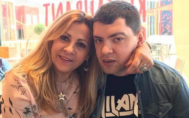 Myriam Chamorro und ihr Sohn Iván Vázquez
