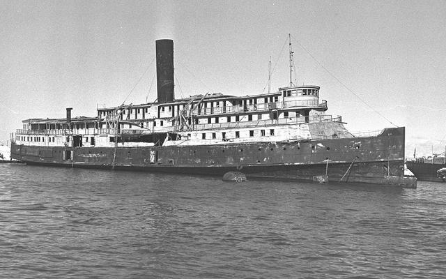 Die «Exodus» im Hafen