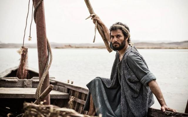 Die Szene im Film «Son of God» zeigt Petrus beim Fischen