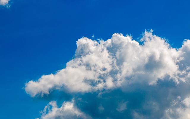 Blauer Himmel