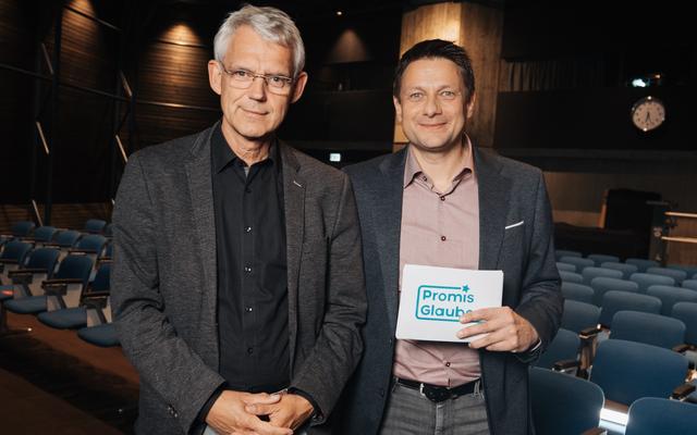 Prof. Dr. Heino Falcke (links) mit PromisGlauben-Chefredakteur Markus Kosian