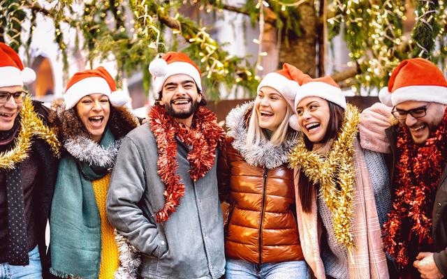 In Rumänien singen junge Leute auf den Strassen Weihnachtslieder (Symbolbild)